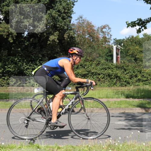 10.08.2025 - GEWOBA Citytriathlon Bremen Yannick Fuchs http://msf.ph/oto/8570766 10.08.2025 14:26:53 Radfahren 349, 372, 408, 422, 445, 484, 497 meine-sportfotos.de