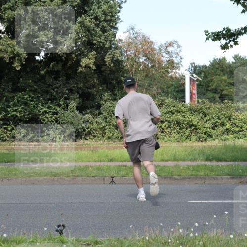 10.08.2025 - GEWOBA Citytriathlon Bremen Yannick Fuchs http://msf.ph/oto/8570843 10.08.2025 14:27:53 Radfahren 159, 194, 293, 322, 363 meine-sportfotos.de