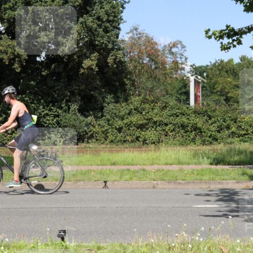 10.08.2025 - GEWOBA Citytriathlon Bremen Yannick Fuchs http://msf.ph/oto/8570949 10.08.2025 14:29:11 Radfahren 168, 172, 188, 321, 389, 447 meine-sportfotos.de