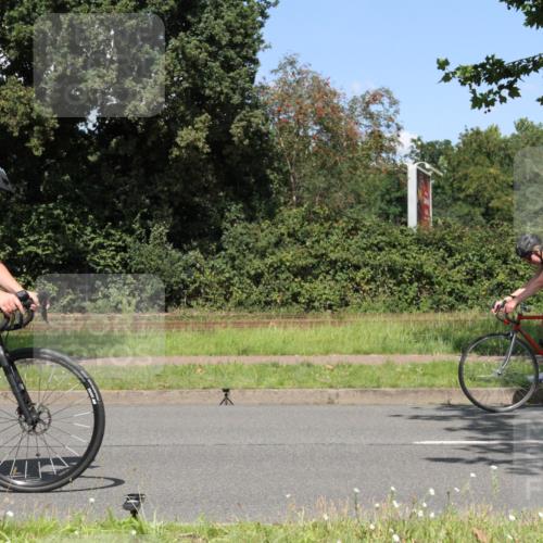 10.08.2025 - GEWOBA Citytriathlon Bremen Yannick Fuchs http://msf.ph/oto/8570976 10.08.2025 14:29:21 Radfahren 117, 179, 188, 206, 212, 351, 365, 373, 389, 447, 487 meine-sportfotos.de