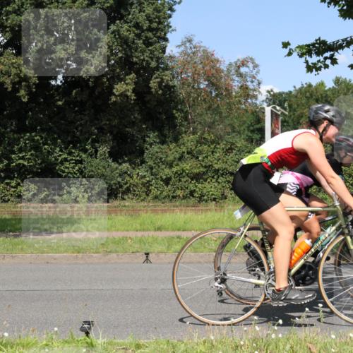10.08.2025 - GEWOBA Citytriathlon Bremen Yannick Fuchs http://msf.ph/oto/8571012 10.08.2025 14:29:34 Radfahren 117, 179, 206, 212, 226, 351, 365, 373, 405, 466, 487, 517 meine-sportfotos.de