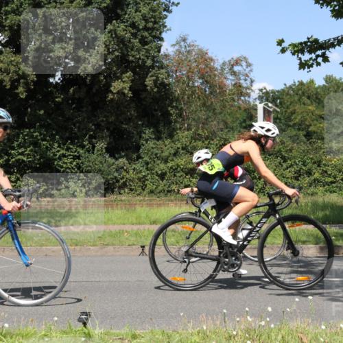 10.08.2025 - GEWOBA Citytriathlon Bremen Yannick Fuchs http://msf.ph/oto/8571023 10.08.2025 14:29:38 Radfahren 117, 179, 206, 212, 226, 351, 365, 373, 405, 466, 468, 487, 517 meine-sportfotos.de