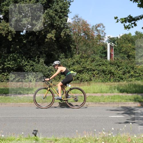 10.08.2025 - GEWOBA Citytriathlon Bremen Yannick Fuchs http://msf.ph/oto/8571161 10.08.2025 14:30:43 Radfahren 12, 107, 178, 328, 341, 345, 347, 356, 381, 399, 409, 416, 461, 504, 510 meine-sportfotos.de