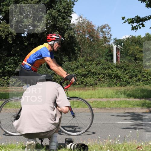 10.08.2025 - GEWOBA Citytriathlon Bremen Yannick Fuchs http://msf.ph/oto/8571253 10.08.2025 14:31:45 Radfahren 271, 324, 379, 439, 459, 475, 485, 520 meine-sportfotos.de