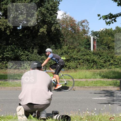 10.08.2025 - GEWOBA Citytriathlon Bremen Yannick Fuchs http://msf.ph/oto/8571267 10.08.2025 14:31:57 Radfahren 376, 411, 459, 496, 520 meine-sportfotos.de