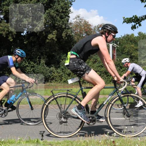 10.08.2025 - GEWOBA Citytriathlon Bremen Yannick Fuchs http://msf.ph/oto/8571478 10.08.2025 14:33:34 Radfahren 2, 25, 48, 74, 138, 440, 514, 518, 519 meine-sportfotos.de