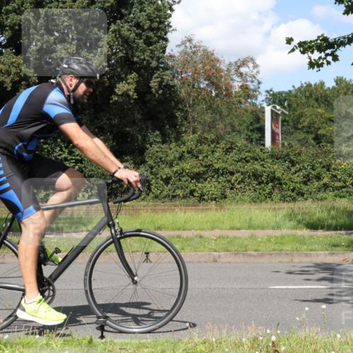 10.08.2025 - GEWOBA Citytriathlon Bremen Yannick Fuchs http://msf.ph/oto/8571618 10.08.2025 14:35:49 Radfahren 32, 64, 129, 173, 339, 395, 421 meine-sportfotos.de
