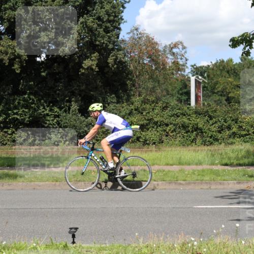 10.08.2025 - GEWOBA Citytriathlon Bremen Yannick Fuchs http://msf.ph/oto/8571747 10.08.2025 14:38:20 Radfahren 30, 54, 81, 152, 162, 295 meine-sportfotos.de