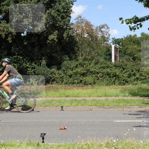 10.08.2025 - GEWOBA Citytriathlon Bremen Yannick Fuchs http://msf.ph/oto/8571937 10.08.2025 14:43:42 Radfahren 86, 109, 154, 163, 259, 325 meine-sportfotos.de