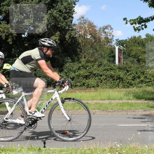 10.08.2025 - GEWOBA Citytriathlon Bremen Yannick Fuchs http://msf.ph/oto/8571939 10.08.2025 14:43:43 Radfahren 86, 109, 154, 163, 259, 325 meine-sportfotos.de