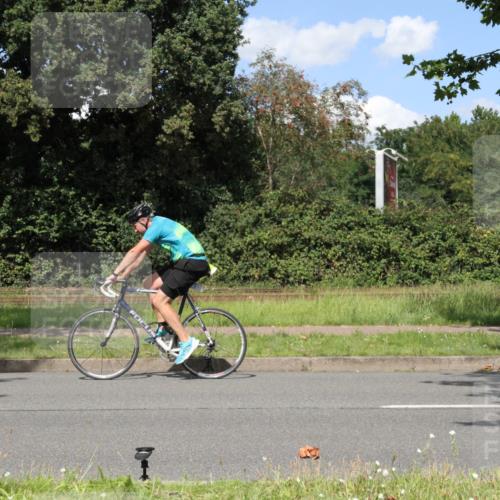 10.08.2025 - GEWOBA Citytriathlon Bremen Yannick Fuchs http://msf.ph/oto/8572056 10.08.2025 14:46:12 Radfahren 61, 182, 269, 270, 363, 422, 499 meine-sportfotos.de