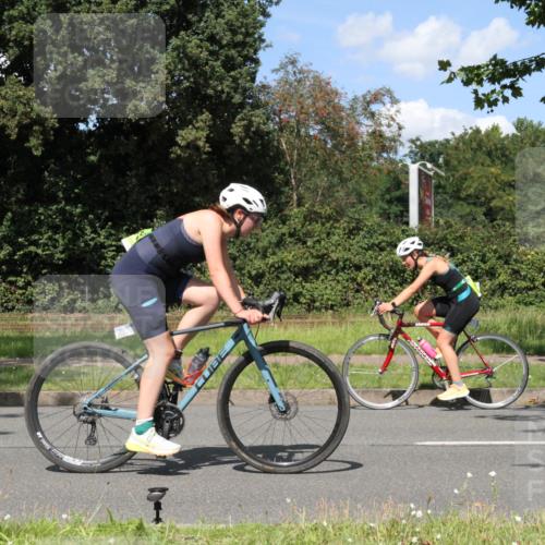 10.08.2025 - GEWOBA Citytriathlon Bremen Yannick Fuchs http://msf.ph/oto/8572099 10.08.2025 14:48:09 Radfahren 22, 196, 331, 350, 447 meine-sportfotos.de