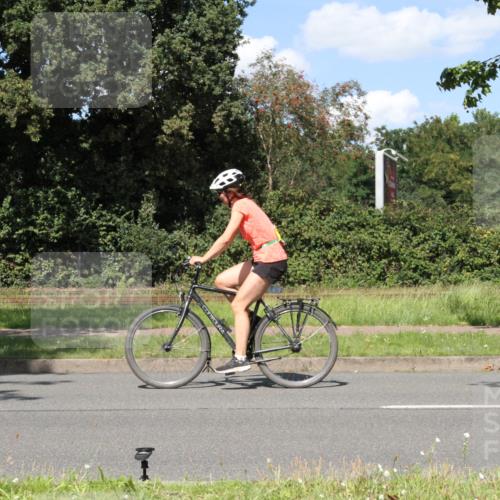 10.08.2025 - GEWOBA Citytriathlon Bremen Yannick Fuchs http://msf.ph/oto/8572270 10.08.2025 14:53:14 Radfahren 188, 376 meine-sportfotos.de