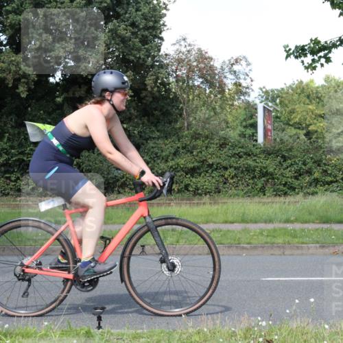 10.08.2025 - GEWOBA Citytriathlon Bremen Yannick Fuchs http://msf.ph/oto/8572309 10.08.2025 14:54:26 Radfahren 194, 206, 316, 324, 370, 387, 393, 454, 475, 489, 507, 508, 514, 518 meine-sportfotos.de