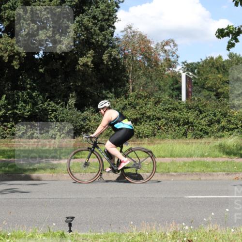 10.08.2025 - GEWOBA Citytriathlon Bremen Yannick Fuchs http://msf.ph/oto/8572349 10.08.2025 14:56:28 Radfahren 502 meine-sportfotos.de