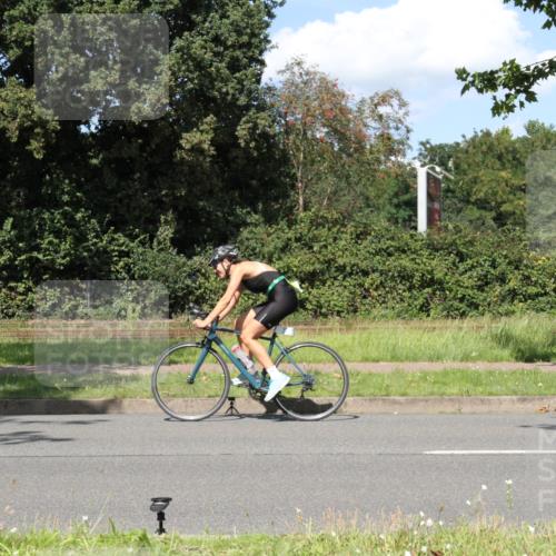 10.08.2025 - GEWOBA Citytriathlon Bremen Yannick Fuchs http://msf.ph/oto/8572360 10.08.2025 14:57:06 Radfahren 388, 414, 435 meine-sportfotos.de