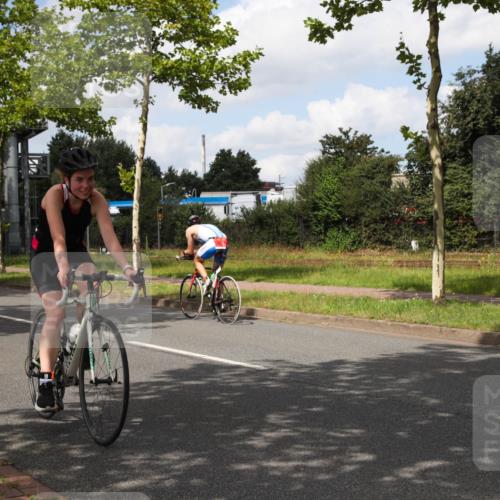 10.08.2025 - GEWOBA Citytriathlon Bremen Yannick Fuchs http://msf.ph/oto/8572554 10.08.2025 12:49:44 Radfahren 552, 560, 637, 648, 666, 688, 689, 692, 702, 715, 741, 841, 856, 873, 922 meine-sportfotos.de
