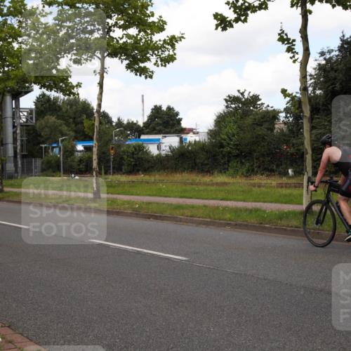 10.08.2025 - GEWOBA Citytriathlon Bremen Yannick Fuchs http://msf.ph/oto/8572617 10.08.2025 12:51:14 Radfahren 551, 667, 681, 719, 768, 912, 924 meine-sportfotos.de