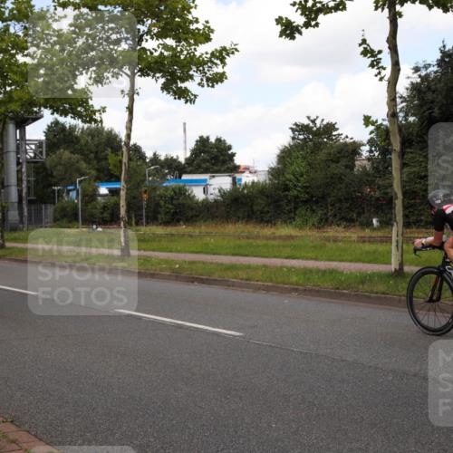 10.08.2025 - GEWOBA Citytriathlon Bremen Yannick Fuchs http://msf.ph/oto/8572645 10.08.2025 12:52:00 Radfahren 604, 664, 708, 738, 905, 973, 977, 1017 meine-sportfotos.de