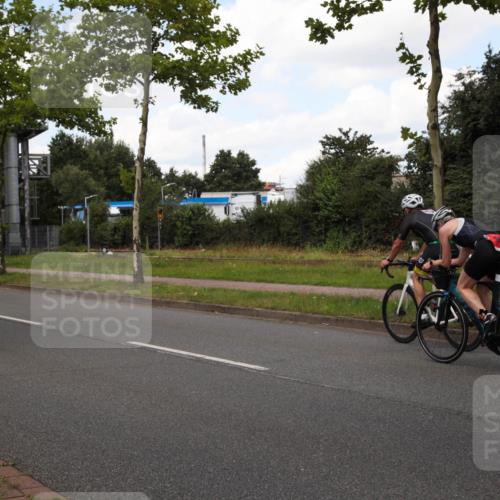 10.08.2025 - GEWOBA Citytriathlon Bremen Yannick Fuchs http://msf.ph/oto/8572668 10.08.2025 12:52:37 Radfahren 565, 579, 599, 603, 639, 642, 686, 701, 763, 834, 858, 919, 956 meine-sportfotos.de