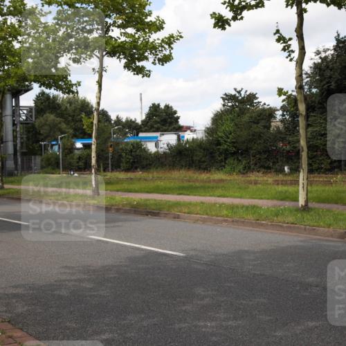 10.08.2025 - GEWOBA Citytriathlon Bremen Yannick Fuchs http://msf.ph/oto/8572705 10.08.2025 12:53:36 Radfahren 631, 739, 759, 872, 902, 933, 966, 1035 meine-sportfotos.de