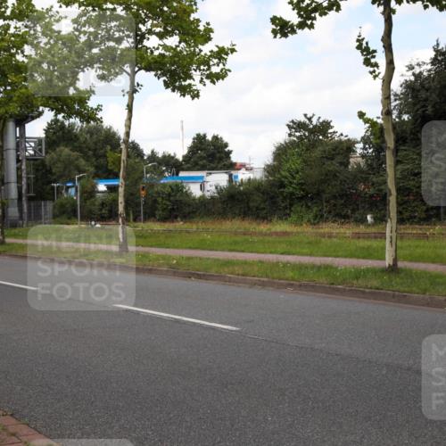 10.08.2025 - GEWOBA Citytriathlon Bremen Yannick Fuchs http://msf.ph/oto/8572869 10.08.2025 12:56:18 Radfahren 567, 589, 662, 721, 764, 784, 814, 844, 1024, 1025 meine-sportfotos.de