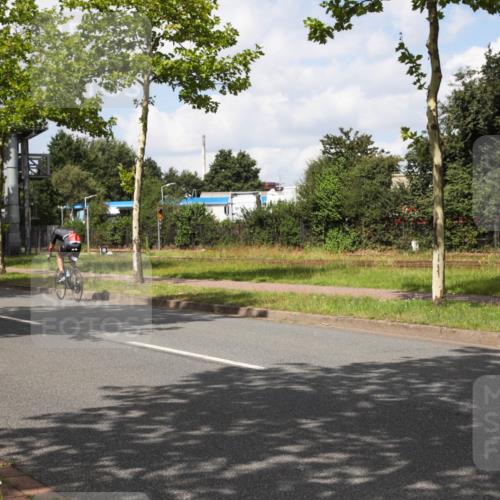 10.08.2025 - GEWOBA Citytriathlon Bremen Yannick Fuchs http://msf.ph/oto/8572978 10.08.2025 12:57:28 Radfahren 572, 690, 720, 758, 849, 892, 900 meine-sportfotos.de