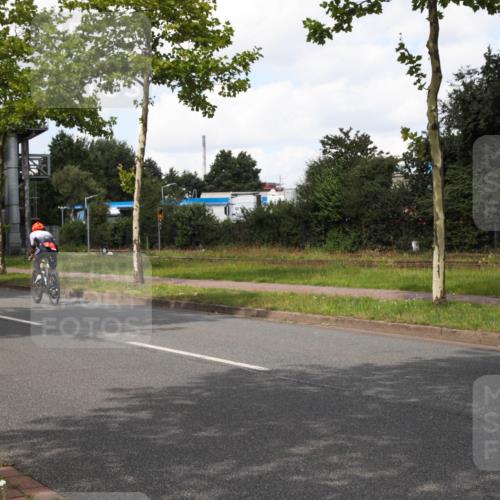 10.08.2025 - GEWOBA Citytriathlon Bremen Yannick Fuchs http://msf.ph/oto/8573097 10.08.2025 12:58:58 Radfahren 602, 705, 762, 885, 921, 1038 meine-sportfotos.de