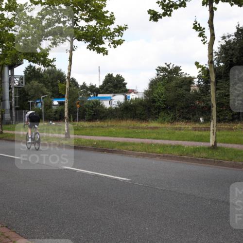 10.08.2025 - GEWOBA Citytriathlon Bremen Yannick Fuchs http://msf.ph/oto/8573109 10.08.2025 12:59:16 Radfahren 596, 606, 611, 709, 710, 846, 899, 975 meine-sportfotos.de