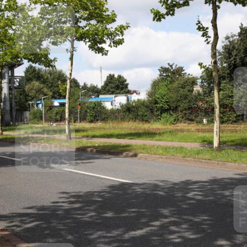 10.08.2025 - GEWOBA Citytriathlon Bremen Yannick Fuchs http://msf.ph/oto/8573267 10.08.2025 13:02:36 Radfahren 607, 647, 661, 712, 771, 911, 955 meine-sportfotos.de