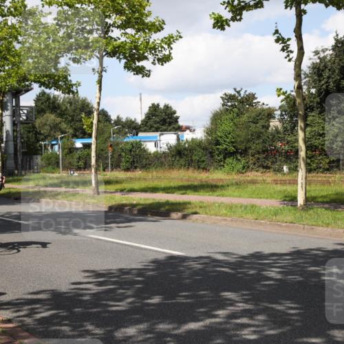 10.08.2025 - GEWOBA Citytriathlon Bremen Yannick Fuchs http://msf.ph/oto/8573566 10.08.2025 13:04:36 Radfahren 583, 674, 675, 751, 799, 808, 875, 909, 930, 939 meine-sportfotos.de