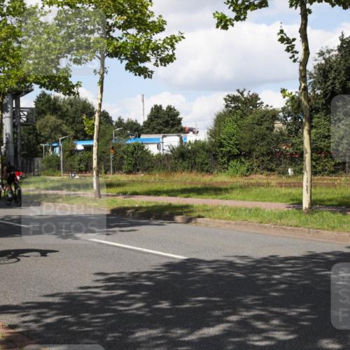 10.08.2025 - GEWOBA Citytriathlon Bremen Yannick Fuchs http://msf.ph/oto/8573661 10.08.2025 13:06:22 Radfahren 621, 655, 682, 741, 788, 840, 856, 962, 1026 meine-sportfotos.de