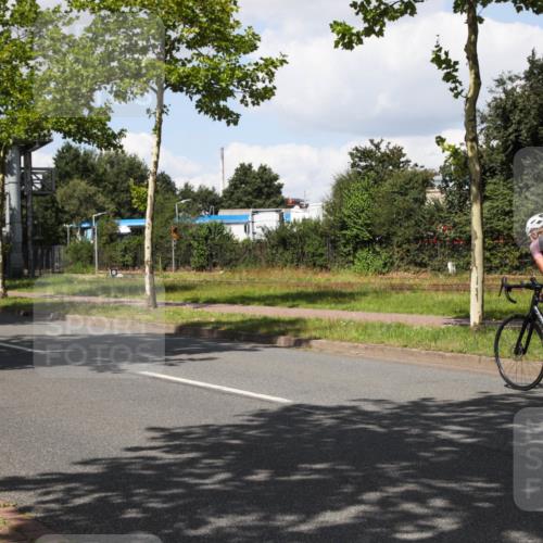 10.08.2025 - GEWOBA Citytriathlon Bremen Yannick Fuchs http://msf.ph/oto/8573744 10.08.2025 13:07:57 Radfahren 578, 626, 643, 689, 774, 838, 852, 941 meine-sportfotos.de