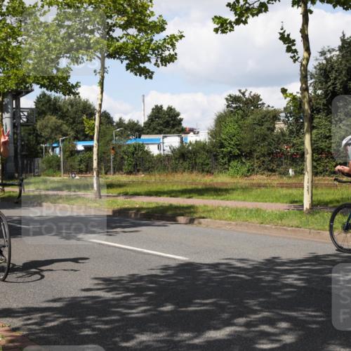 10.08.2025 - GEWOBA Citytriathlon Bremen Yannick Fuchs http://msf.ph/oto/8573753 10.08.2025 13:08:11 Radfahren 626, 643, 666, 687, 689, 792, 838, 852 meine-sportfotos.de