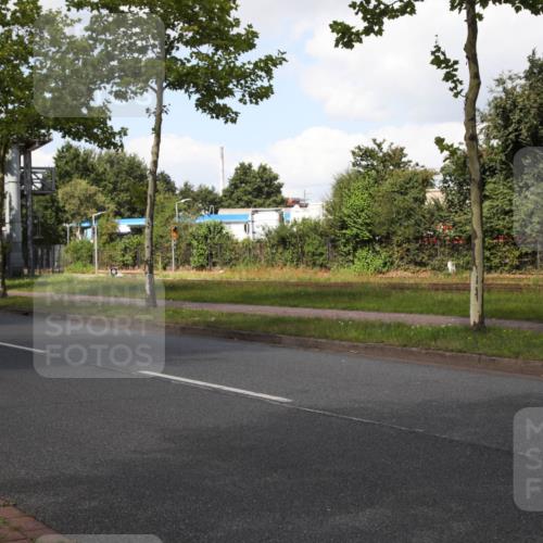 10.08.2025 - GEWOBA Citytriathlon Bremen Yannick Fuchs http://msf.ph/oto/8573841 10.08.2025 13:11:19 Radfahren 593, 664, 686, 688, 708, 738, 759, 915 meine-sportfotos.de
