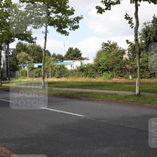 10.08.2025 - GEWOBA Citytriathlon Bremen Yannick Fuchs http://msf.ph/oto/8573842 10.08.2025 13:11:19 Radfahren 593, 664, 686, 688, 708, 738, 759, 915 meine-sportfotos.de