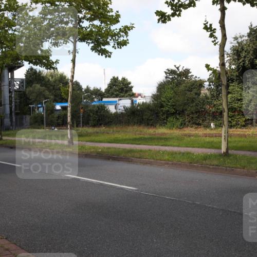 10.08.2025 - GEWOBA Citytriathlon Bremen Yannick Fuchs http://msf.ph/oto/8573891 10.08.2025 13:12:15 Radfahren  meine-sportfotos.de
