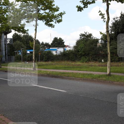 10.08.2025 - GEWOBA Citytriathlon Bremen Yannick Fuchs http://msf.ph/oto/8573949 10.08.2025 13:15:00 Radfahren 826, 913 meine-sportfotos.de