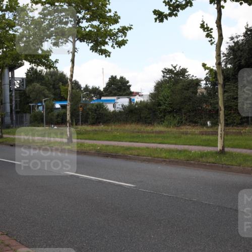 10.08.2025 - GEWOBA Citytriathlon Bremen Yannick Fuchs http://msf.ph/oto/8573951 10.08.2025 13:15:10 Radfahren 736, 765, 826, 913 meine-sportfotos.de