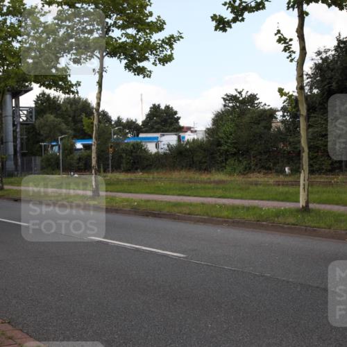 10.08.2025 - GEWOBA Citytriathlon Bremen Yannick Fuchs http://msf.ph/oto/8573961 10.08.2025 13:15:27 Radfahren 636, 736, 749, 758, 765, 940, 969, 1025 meine-sportfotos.de