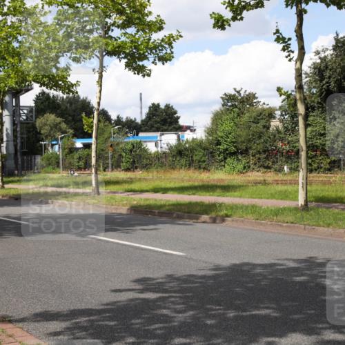10.08.2025 - GEWOBA Citytriathlon Bremen Yannick Fuchs http://msf.ph/oto/8574061 10.08.2025 13:26:47 Radfahren 809, 962 meine-sportfotos.de