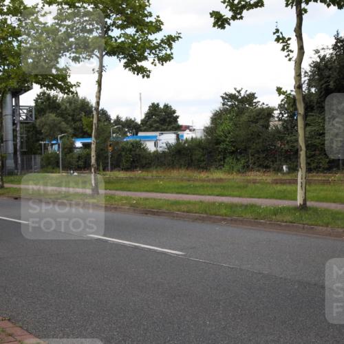 10.08.2025 - GEWOBA Citytriathlon Bremen Yannick Fuchs http://msf.ph/oto/8574091 10.08.2025 13:28:15 Radfahren 746, 903 meine-sportfotos.de