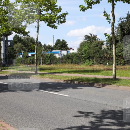 10.08.2025 - GEWOBA Citytriathlon Bremen Yannick Fuchs http://msf.ph/oto/8574242 10.08.2025 14:08:10 Radfahren 3 meine-sportfotos.de