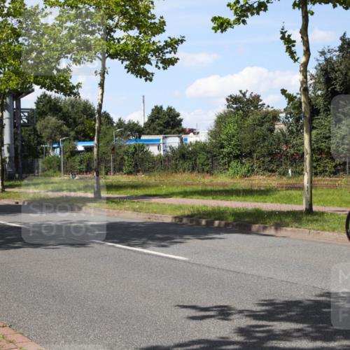 10.08.2025 - GEWOBA Citytriathlon Bremen Yannick Fuchs http://msf.ph/oto/8574246 10.08.2025 14:08:46 Radfahren  meine-sportfotos.de