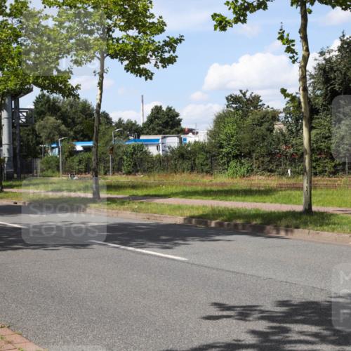 10.08.2025 - GEWOBA Citytriathlon Bremen Yannick Fuchs http://msf.ph/oto/8574323 10.08.2025 14:12:29 Radfahren 10, 27, 33, 42, 66, 155, 171, 178 meine-sportfotos.de