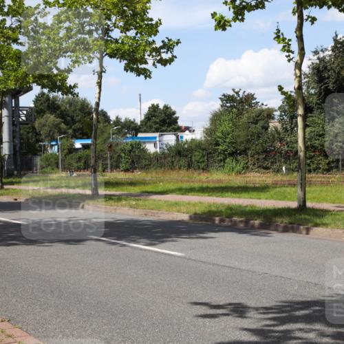 10.08.2025 - GEWOBA Citytriathlon Bremen Yannick Fuchs http://msf.ph/oto/8574347 10.08.2025 14:12:57 Radfahren 8, 95, 117, 148 meine-sportfotos.de