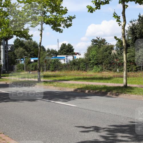 10.08.2025 - GEWOBA Citytriathlon Bremen Yannick Fuchs http://msf.ph/oto/8574366 10.08.2025 14:13:07 Radfahren 8, 95, 107 meine-sportfotos.de