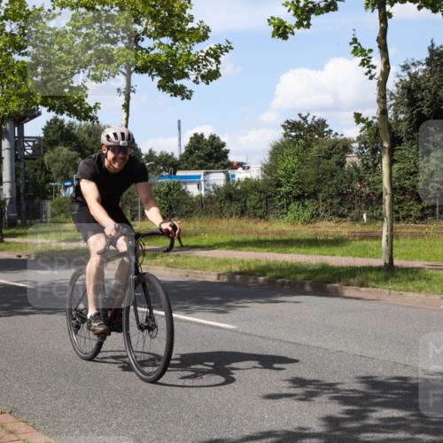 10.08.2025 - GEWOBA Citytriathlon Bremen Yannick Fuchs http://msf.ph/oto/8574380 10.08.2025 14:13:38 Radfahren 14, 26, 44, 112, 175 meine-sportfotos.de