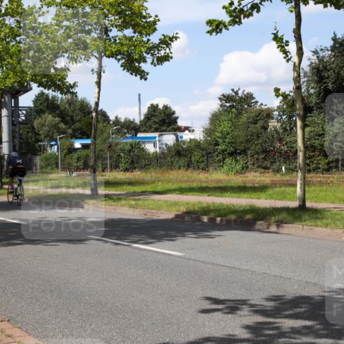 10.08.2025 - GEWOBA Citytriathlon Bremen Yannick Fuchs http://msf.ph/oto/8574406 10.08.2025 14:14:02 Radfahren  meine-sportfotos.de