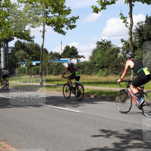 10.08.2025 - GEWOBA Citytriathlon Bremen Yannick Fuchs http://msf.ph/oto/8574590 10.08.2025 14:15:26 Radfahren 45, 54, 55, 76, 88, 97, 118, 123 meine-sportfotos.de